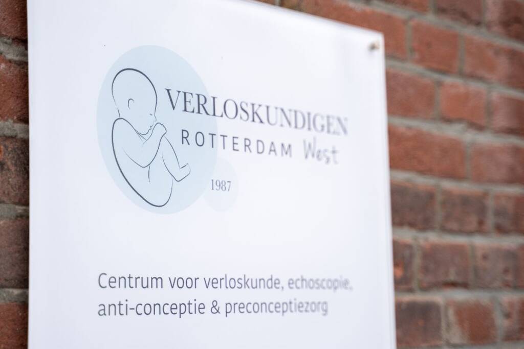 818cecaf345cca666e90f33e0245f41b6b65fe72